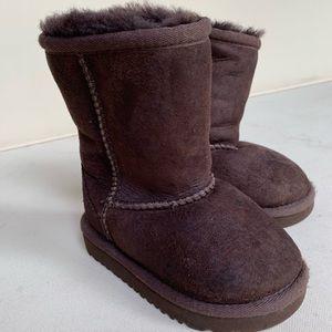 Authentic Uggs | Toddler Size 6